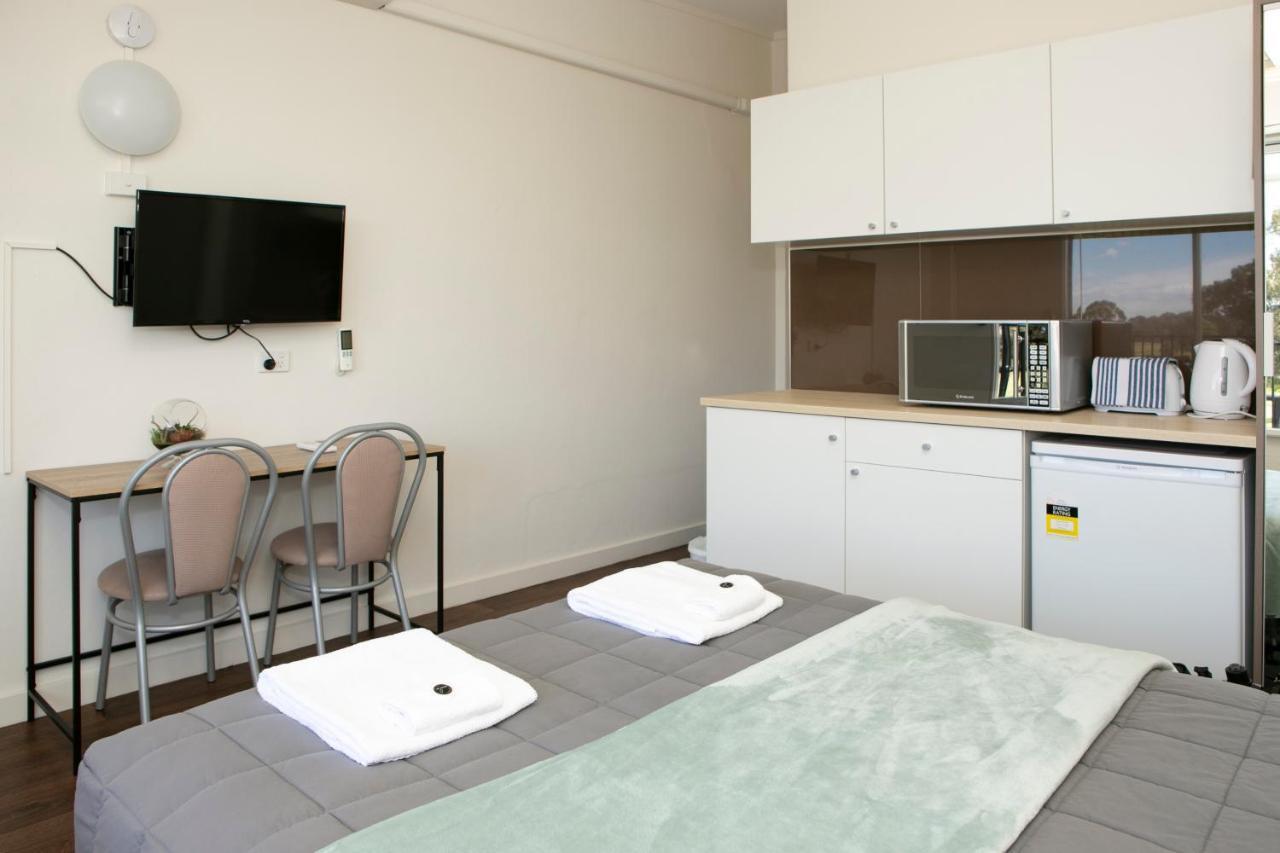 Rivers Apartments Motel Sale Gippsland Kültér fotó