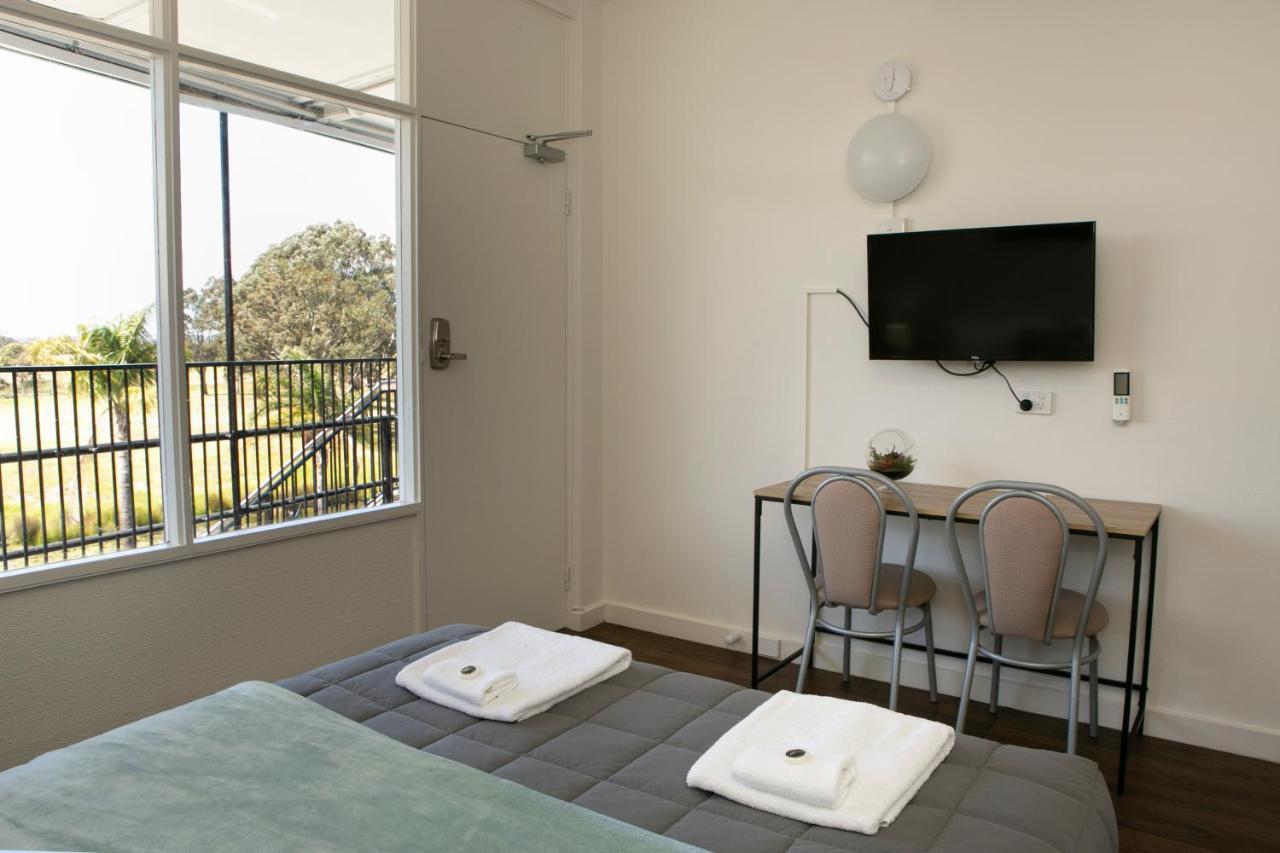 Rivers Apartments Motel Sale Gippsland Kültér fotó
